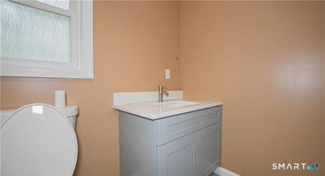1460 Mount Carmel Avenue Hamden CT 06518