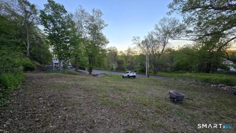 1460 Mount Carmel Avenue Hamden CT 06518