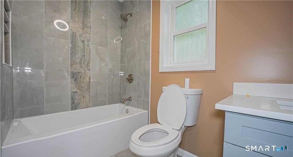 1460 Mount Carmel Avenue Hamden CT 06518