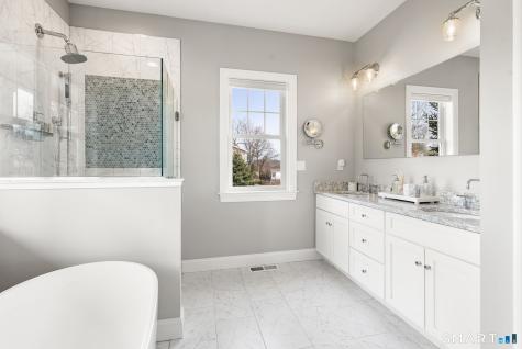 1192 North Grand Street Suffield CT 06093