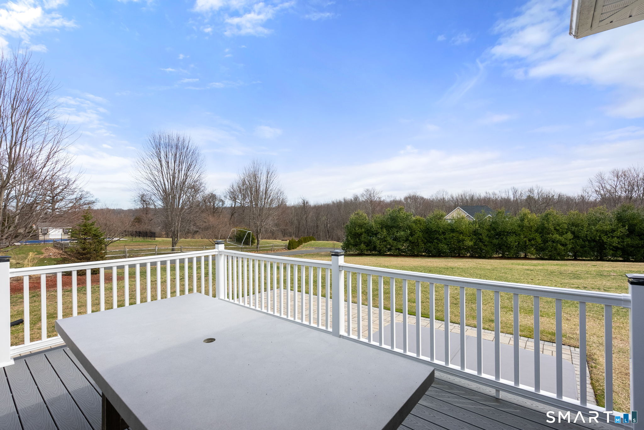 1192 North Grand Street Suffield CT 06093