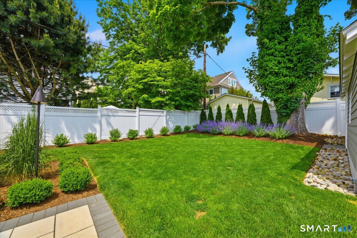 97 East Wharf Road Madison CT 06443