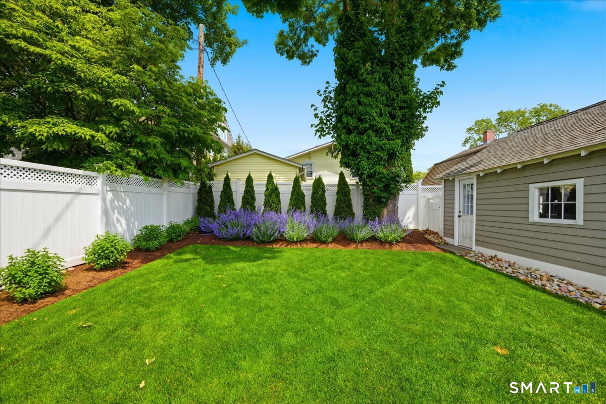 97 East Wharf Road Madison CT 06443