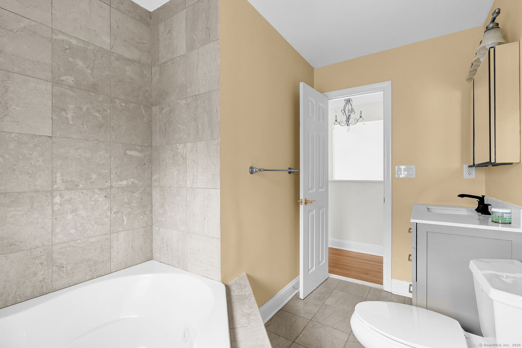 37 West Normandy Drive West Hartford CT 06107