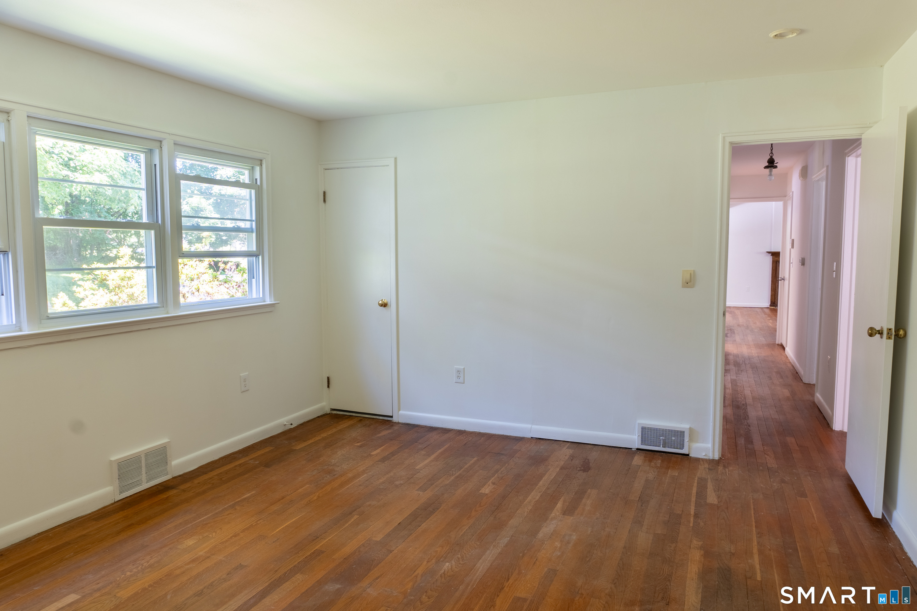608 Avon Drive Orange CT 06477