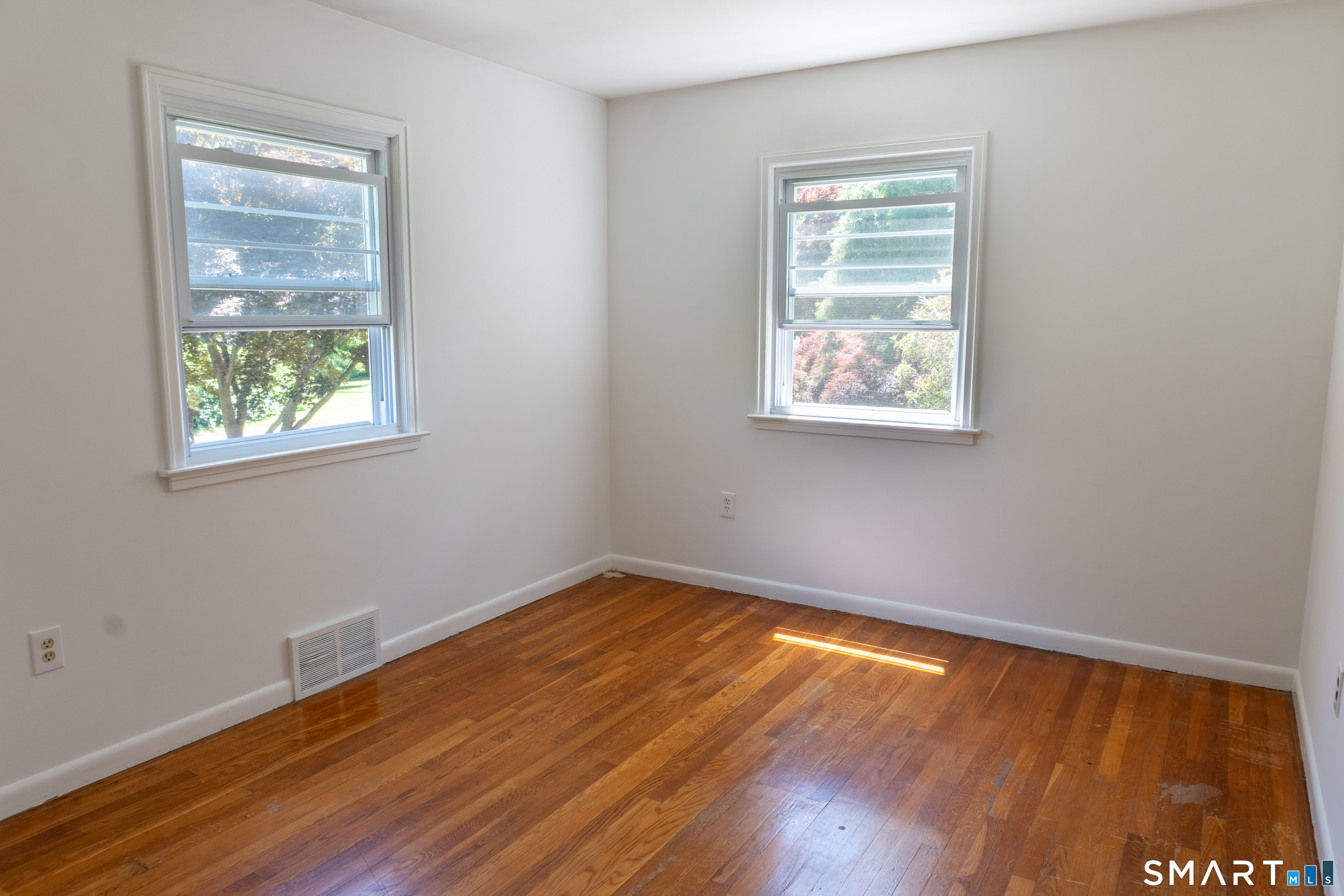 608 Avon Drive Orange CT 06477