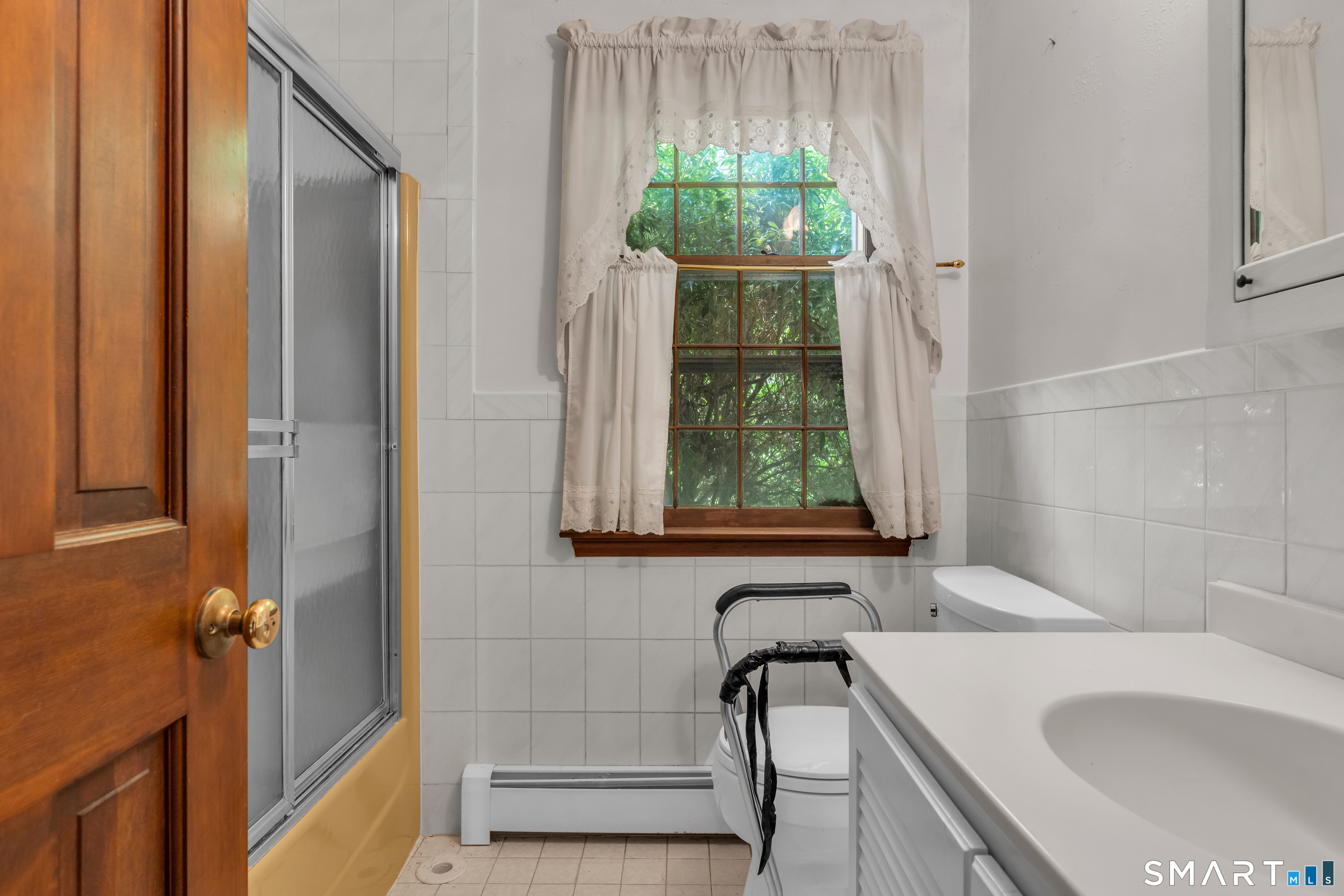 35 Oakridge Drive Old Lyme CT 06371