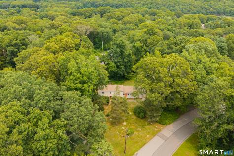 35 Oakridge Drive Old Lyme CT 06371