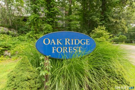 35 Oakridge Drive Old Lyme CT 06371