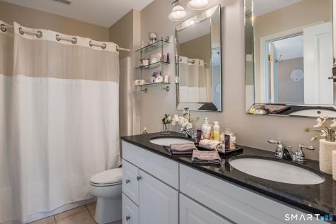 21-1 Haywagon Drive Old Lyme CT 06371