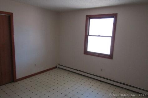 214 Burnsford Avenue Bridgeport CT 06606