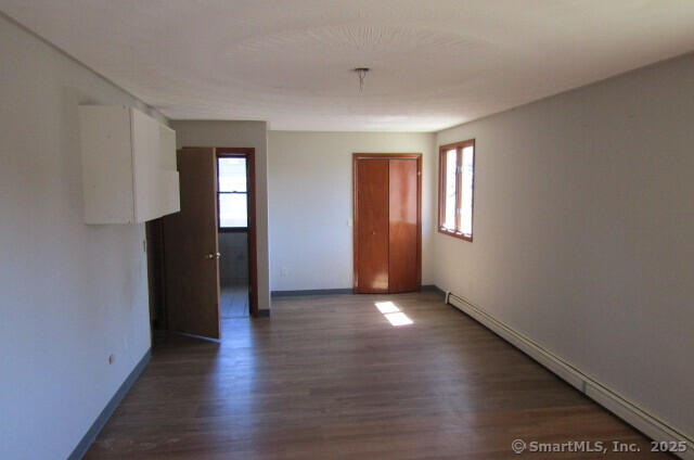 214 Burnsford Avenue Bridgeport CT 06606