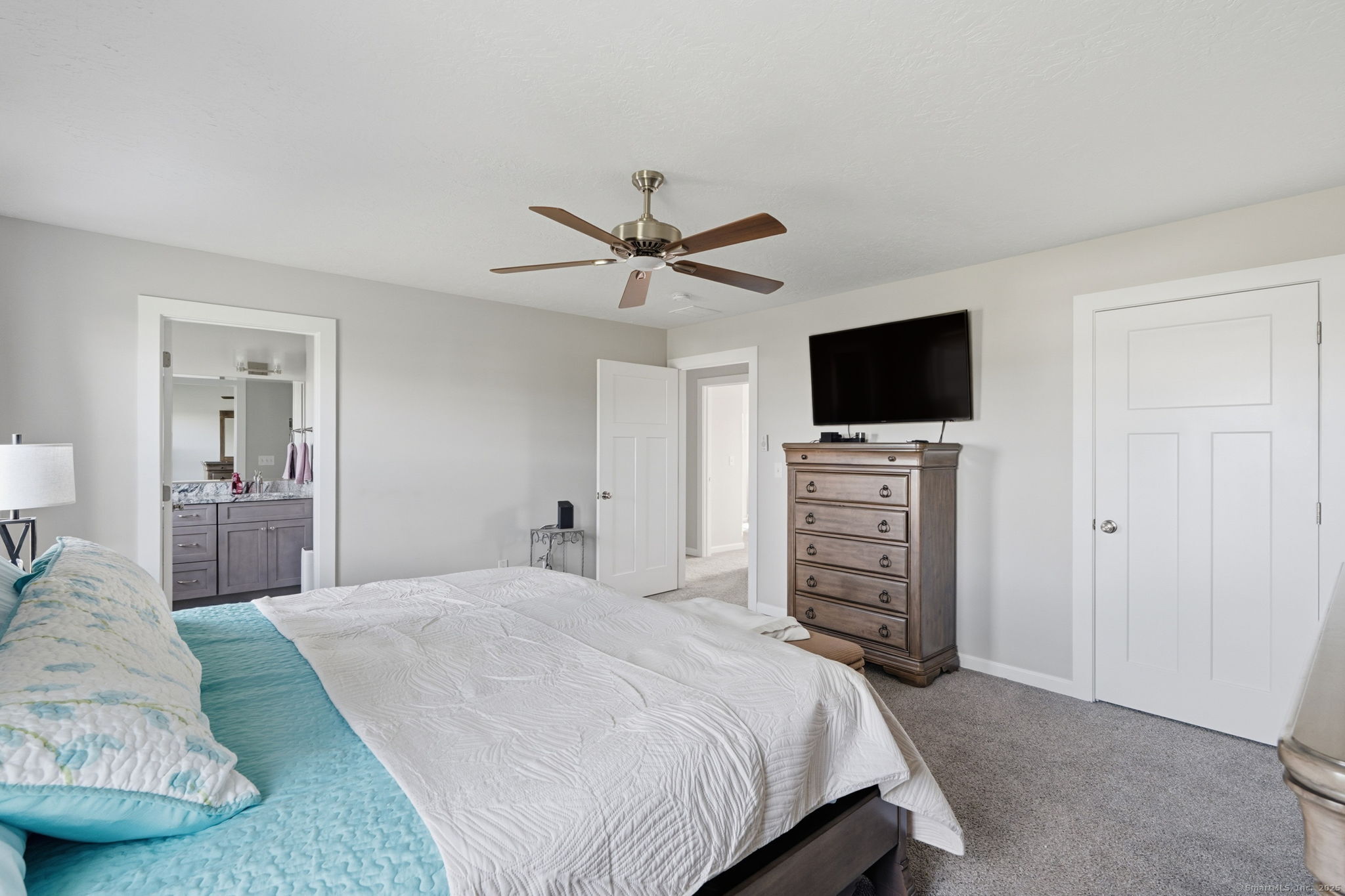 71 Middle Road East Windsor CT 06016