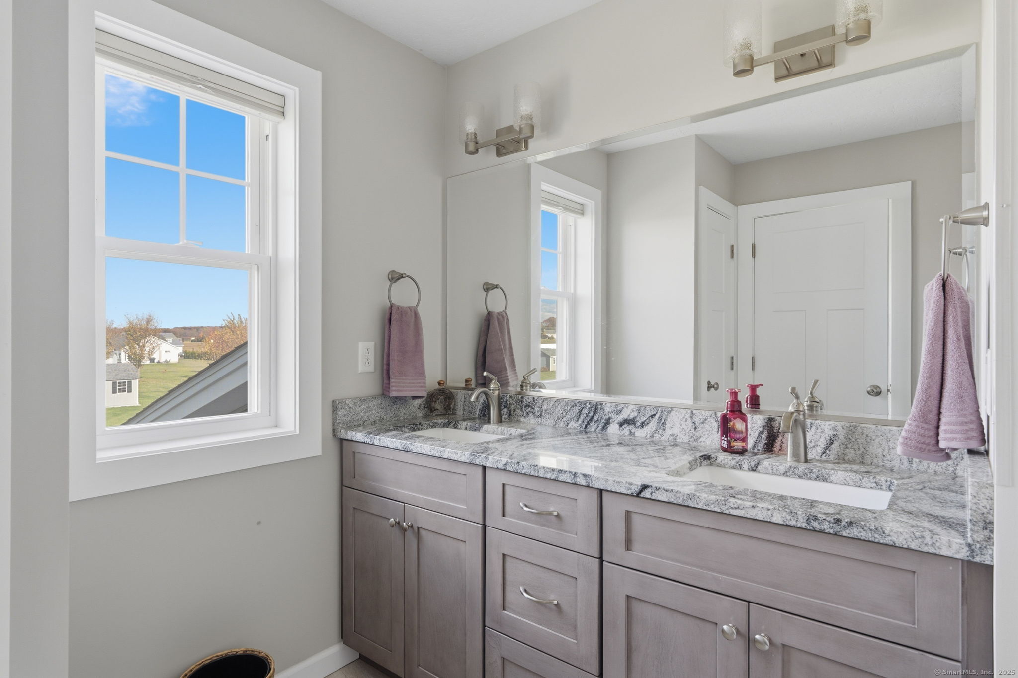 71 Middle Road East Windsor CT 06016