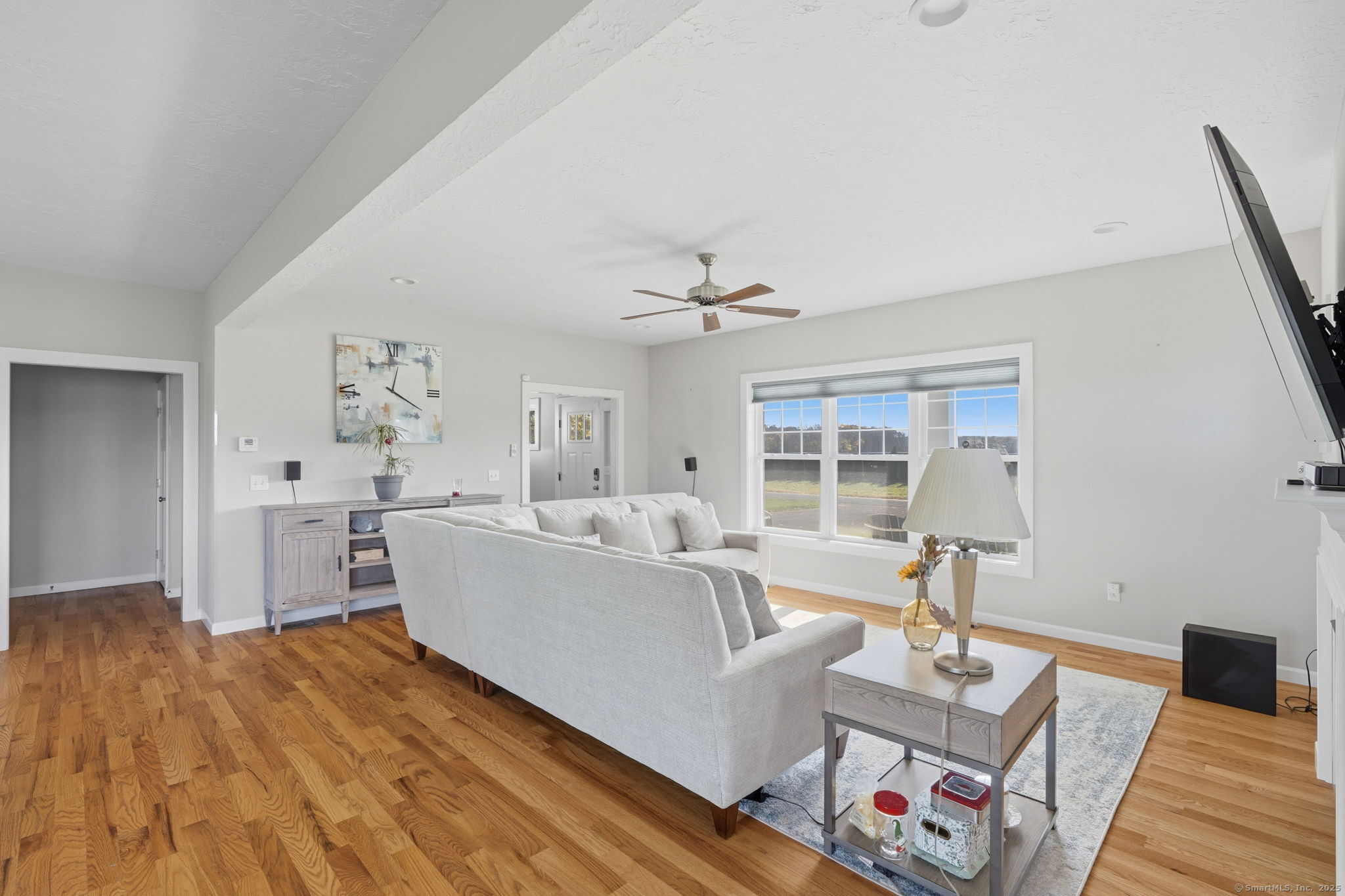 71 Middle Road East Windsor CT 06016