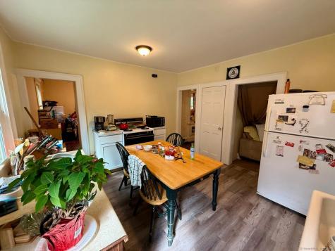 39 Warham Street Windsor CT 06095