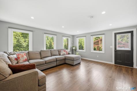 5 Beechcrest Drive East Hampton CT 06424