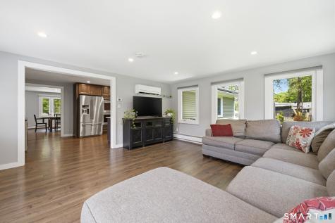 5 Beechcrest Drive East Hampton CT 06424