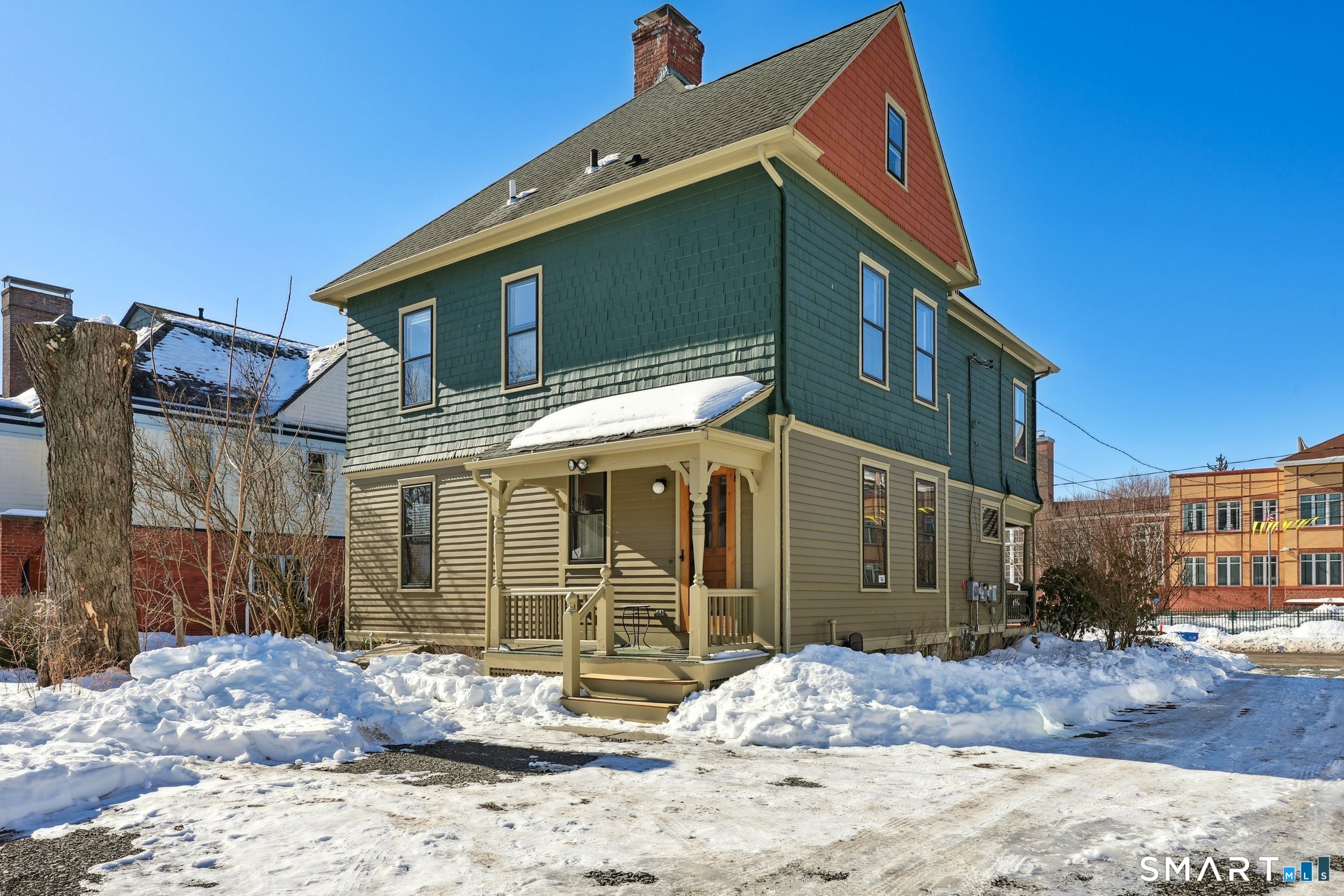 56 Whitney Street Hartford CT 06105