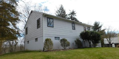 381 Bennetts Farm Road Ridgefield CT 06877
