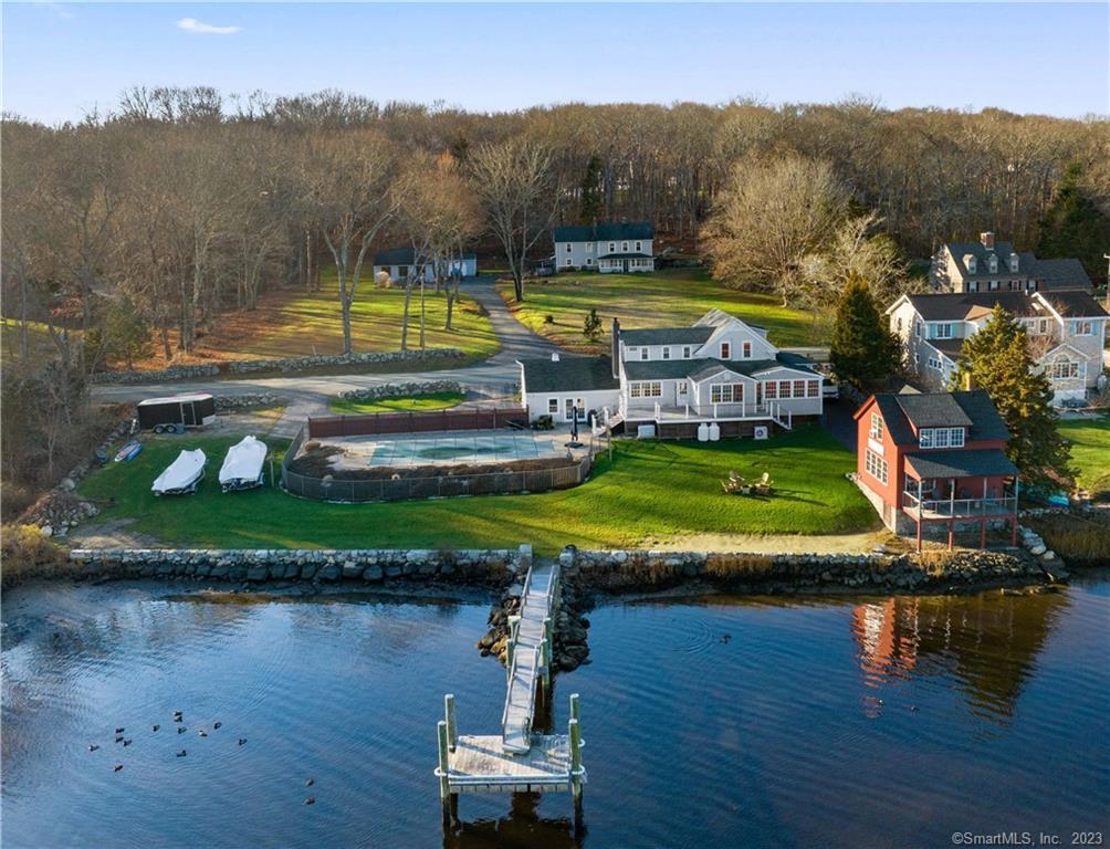 100 Cove Road Stonington CT 06378