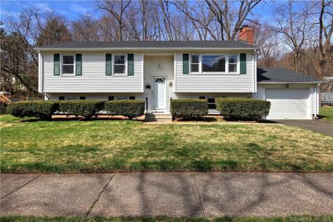 185 Brentwood Drive Hamden CT 06518