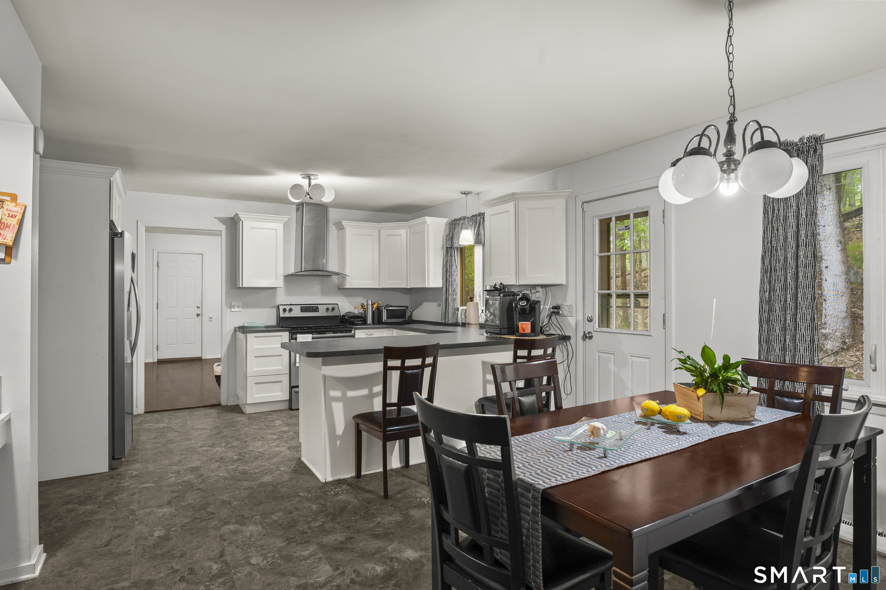 295 Stevenson Road New Haven CT 06515