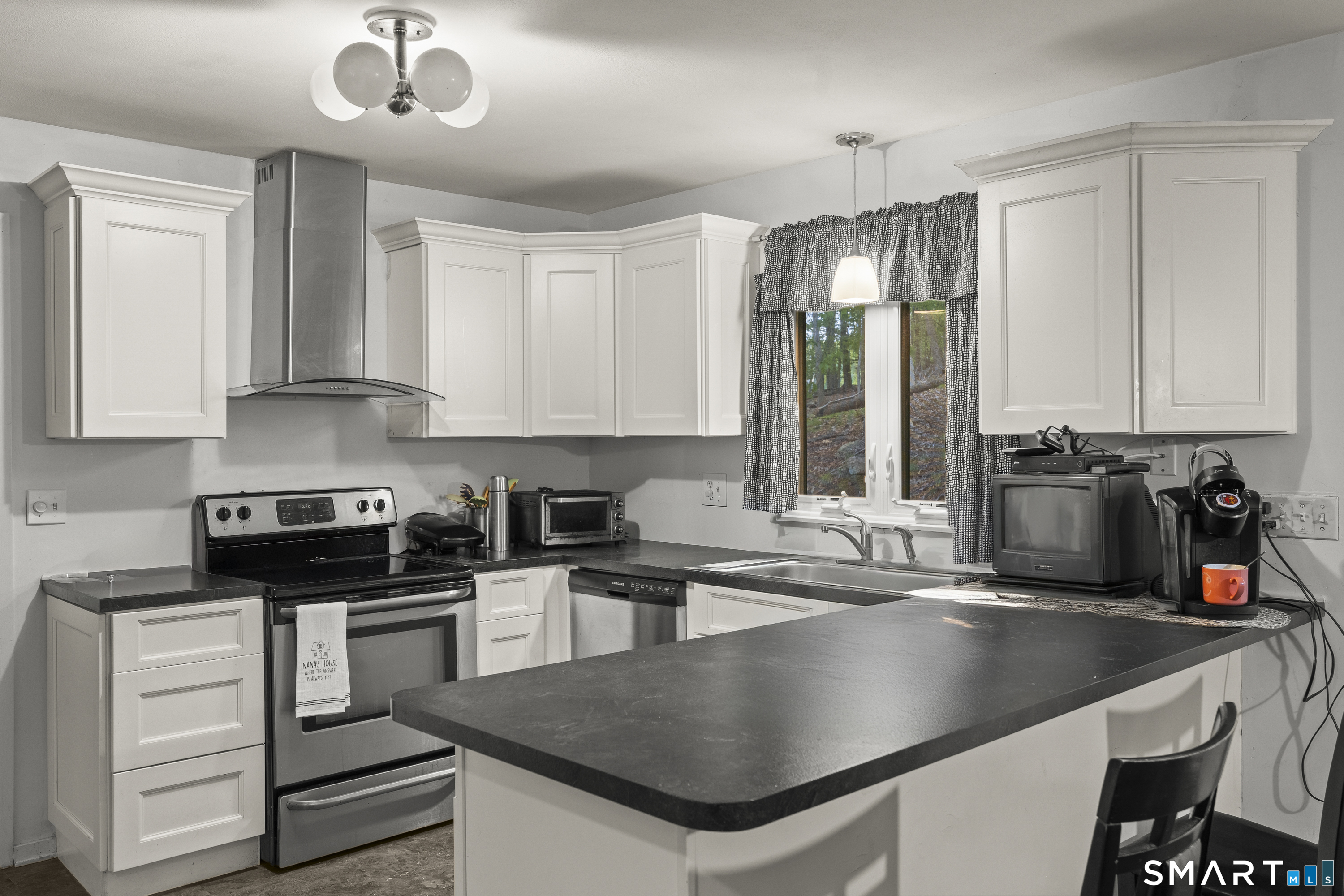 295 Stevenson Road New Haven CT 06515