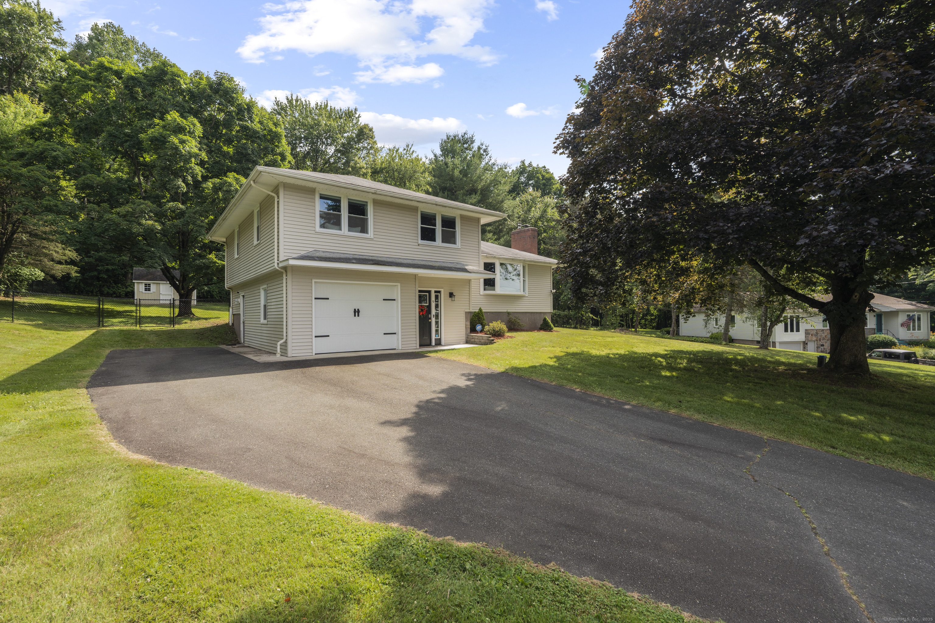 9 Gail Drive Ellington CT 06029
