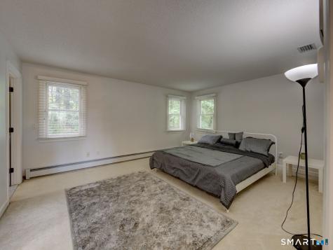 11 Lexington Road Avon CT 06001
