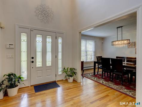 11 Lexington Road Avon CT 06001