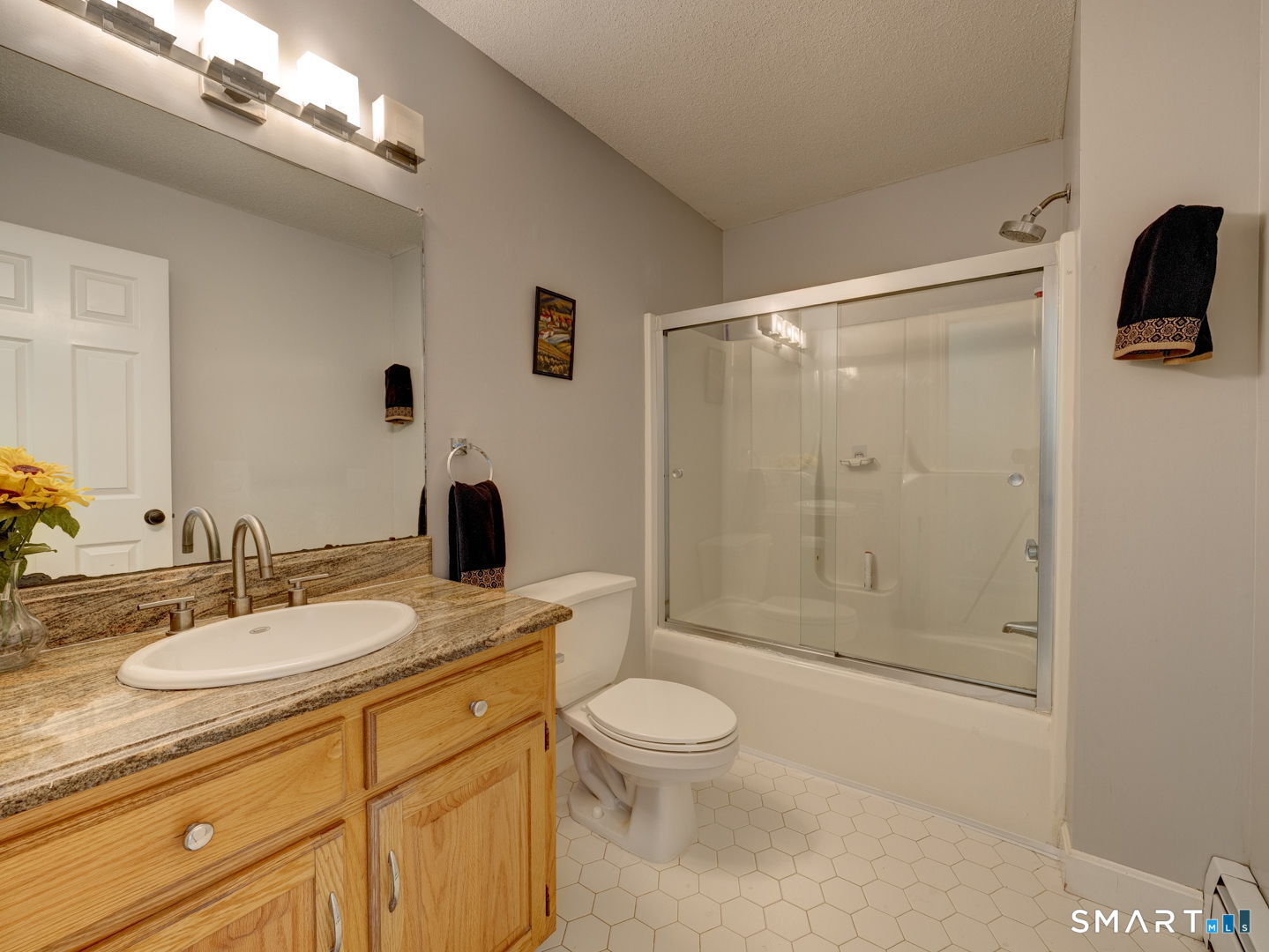 11 Lexington Road Avon CT 06001