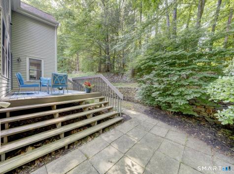 11 Lexington Road Avon CT 06001