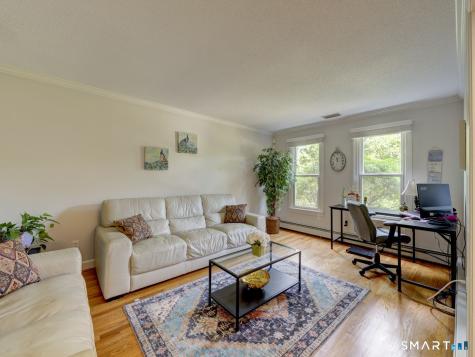 11 Lexington Road Avon CT 06001