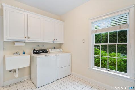 235 Hawks Hill Road New Canaan CT 06840