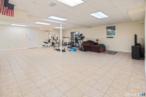 235 Hawks Hill Road New Canaan CT 06840