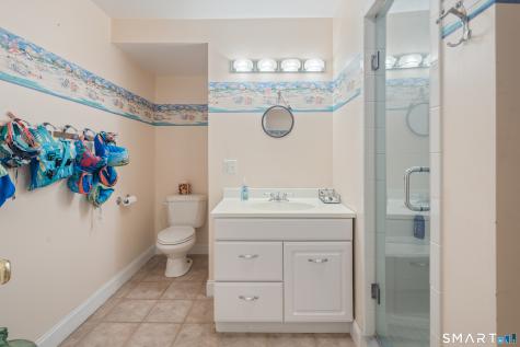 235 Hawks Hill Road New Canaan CT 06840