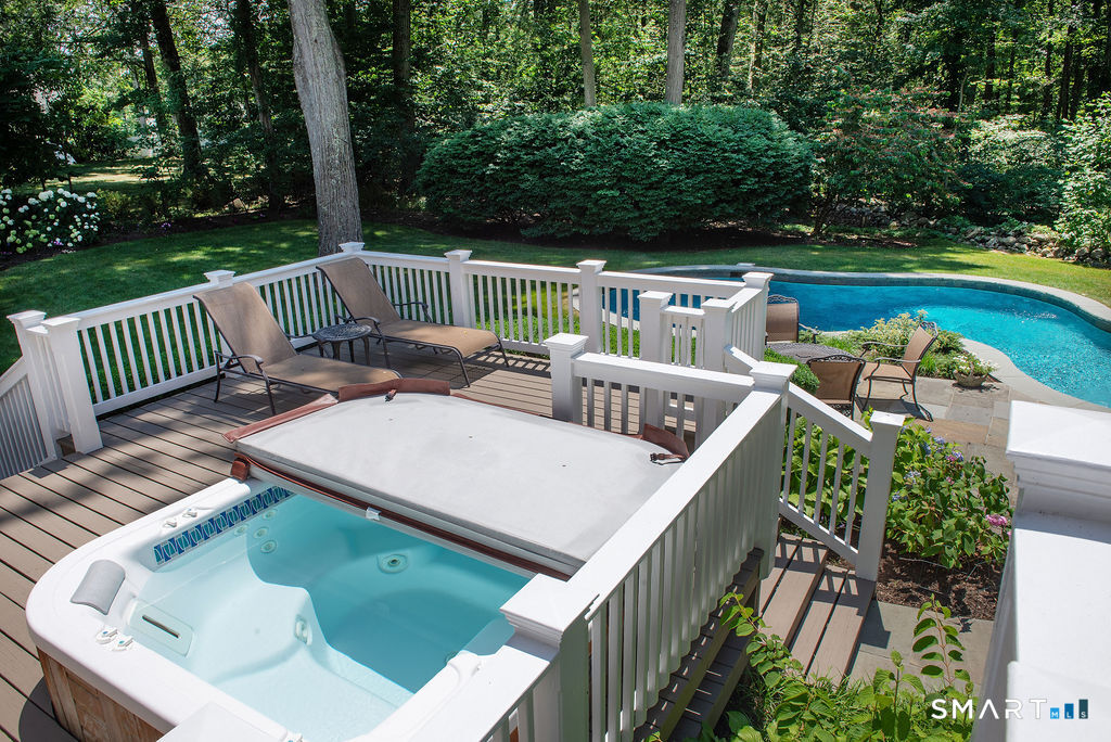 235 Hawks Hill Road New Canaan CT 06840