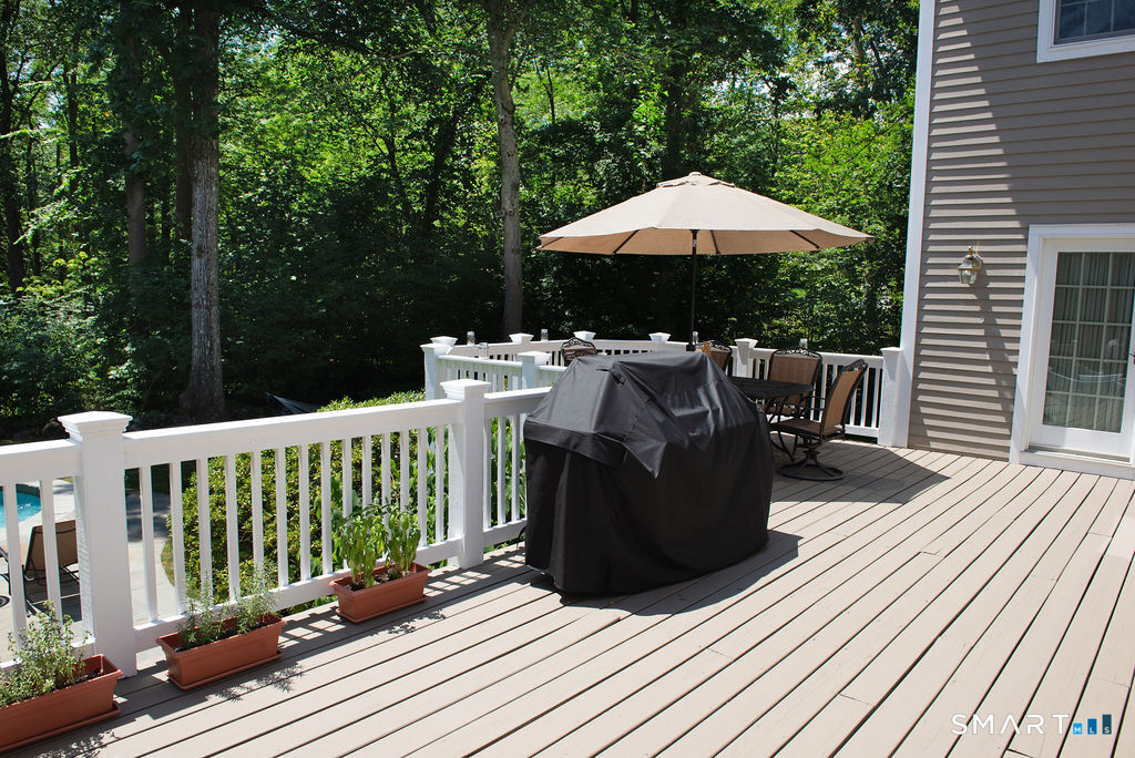 235 Hawks Hill Road New Canaan CT 06840