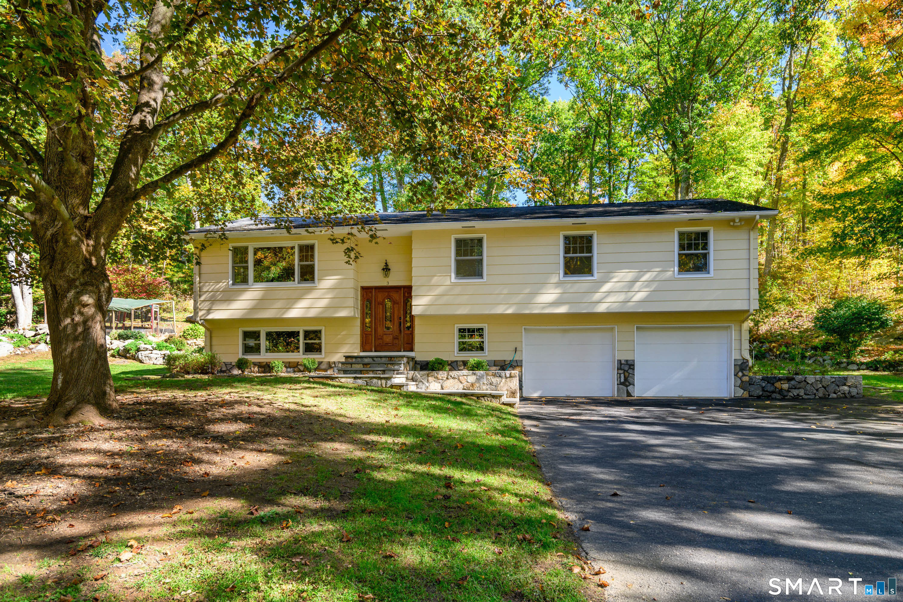 3 Galloping Hill Drive New Fairfield CT 06812