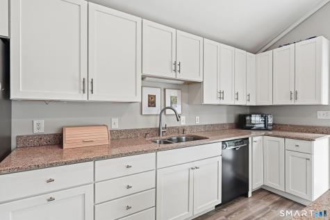 60 Russell Avenue Suffield CT 06078