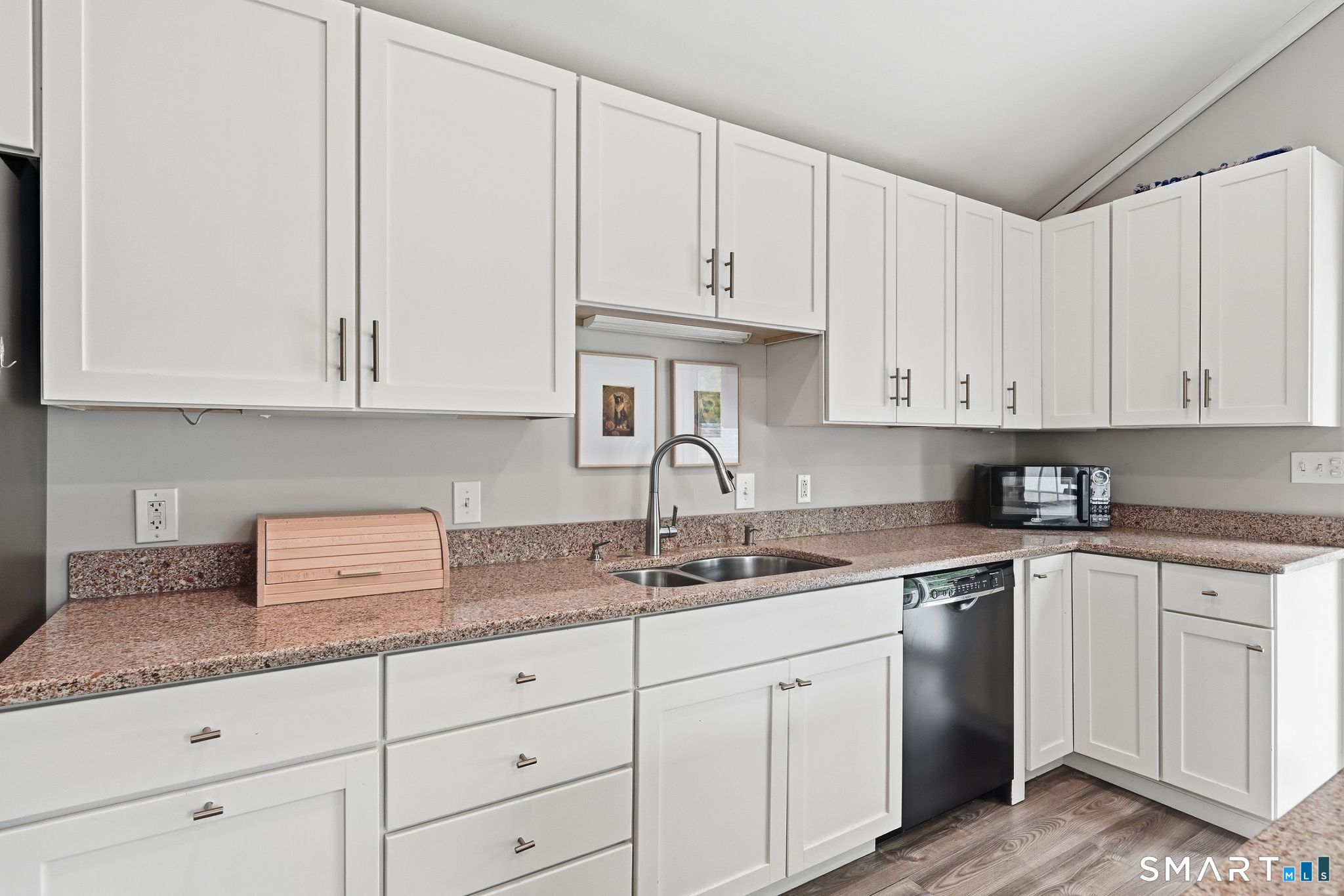60 Russell Avenue Suffield CT 06078