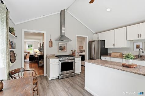 60 Russell Avenue Suffield CT 06078