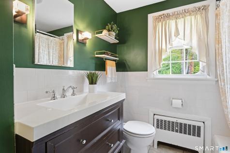 60 Russell Avenue Suffield CT 06078