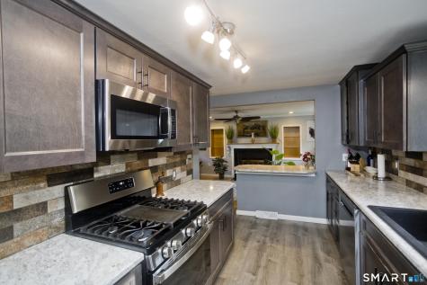 7 Marshall Drive Enfield CT 06082