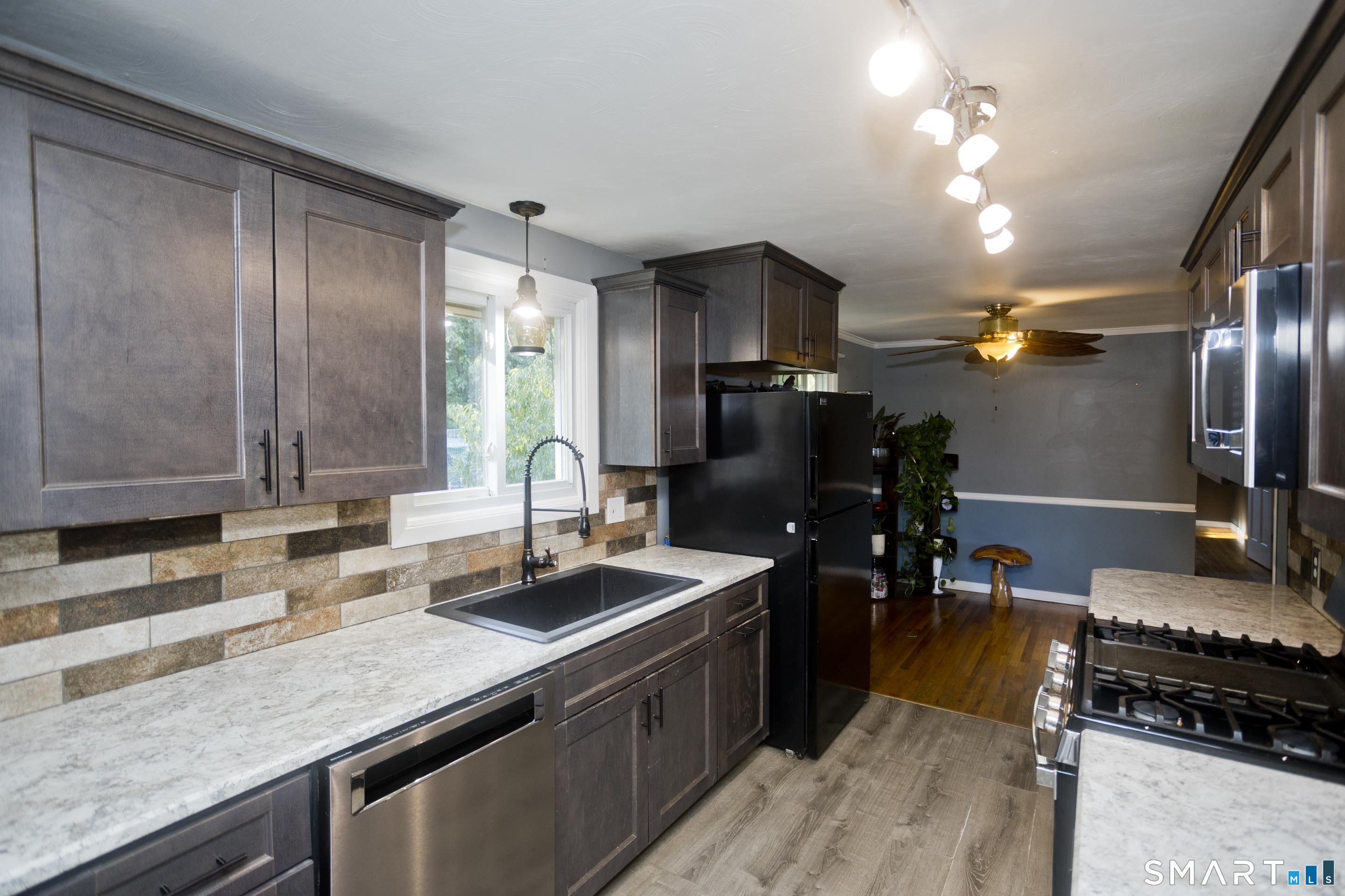 7 Marshall Drive Enfield CT 06082