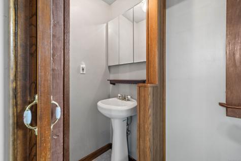 625 Vauxhall Street Extension Waterford CT 06385