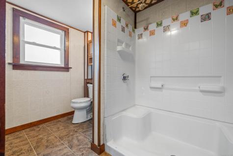 625 Vauxhall Street Extension Waterford CT 06385