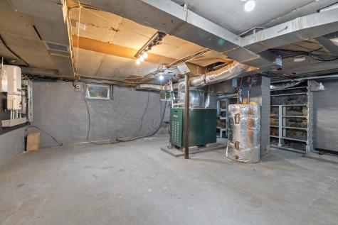 625 Vauxhall Street Extension Waterford CT 06385