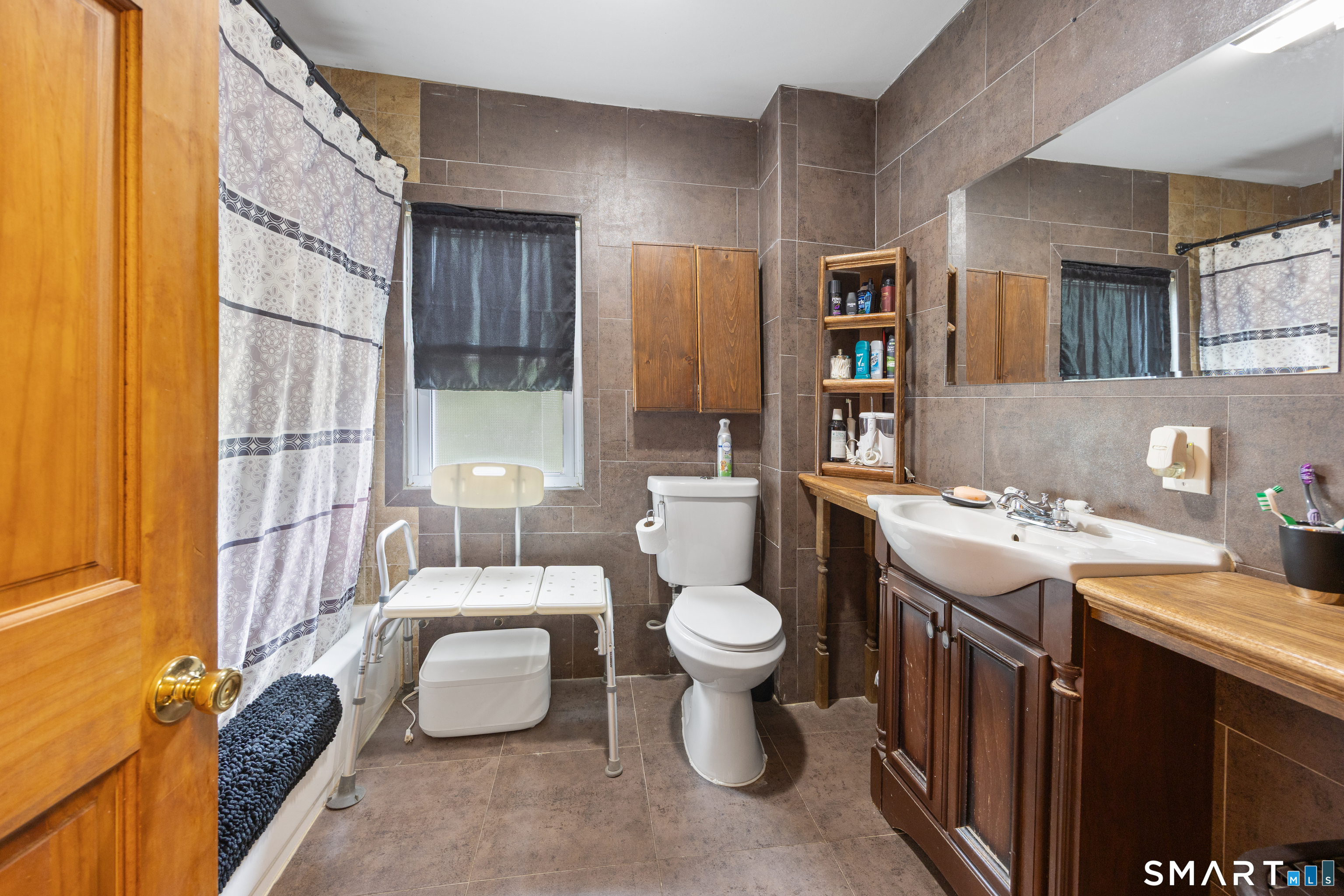 34 Wooster Avenue Waterbury CT 06708